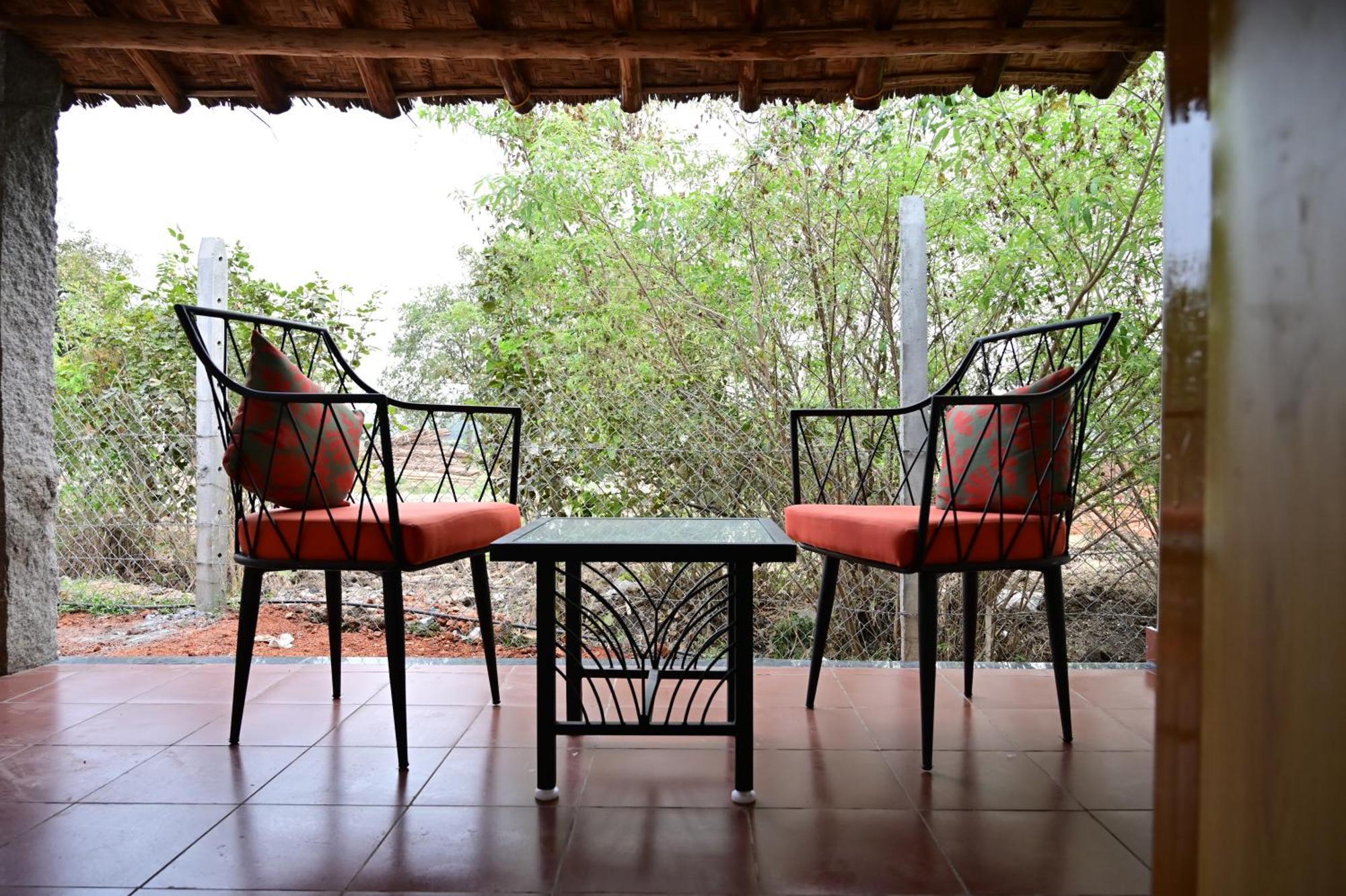 The Hampi Cafe Hotel Ngoại thất bức ảnh